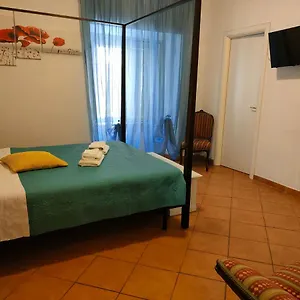 vittorio-ll-house.it-romehotels.com/